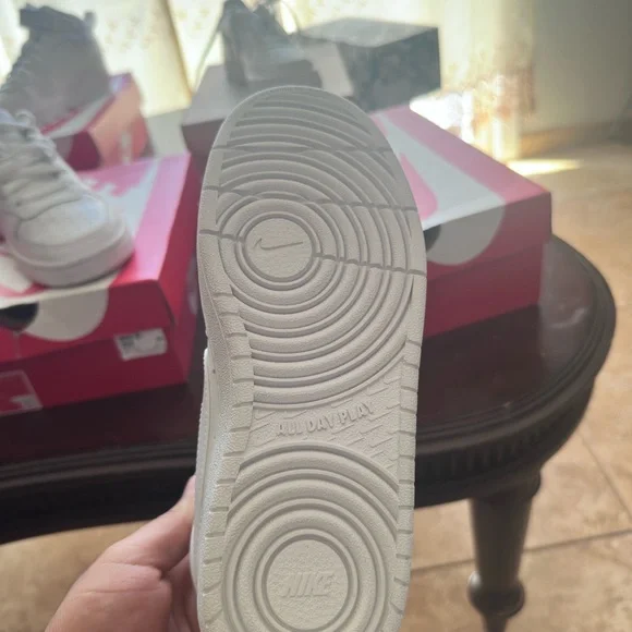 Nike Men's White High-Top Sneakers - Picture 3 of 3